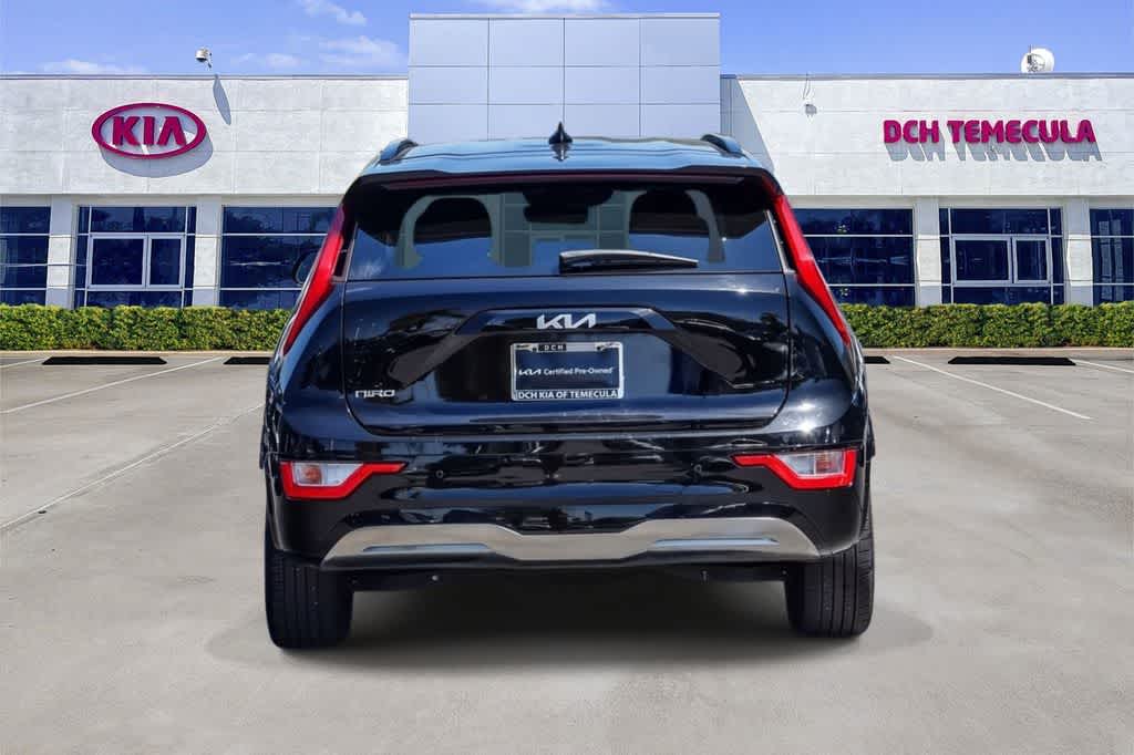 Thumbnail: 2024 Kia Niro - 4