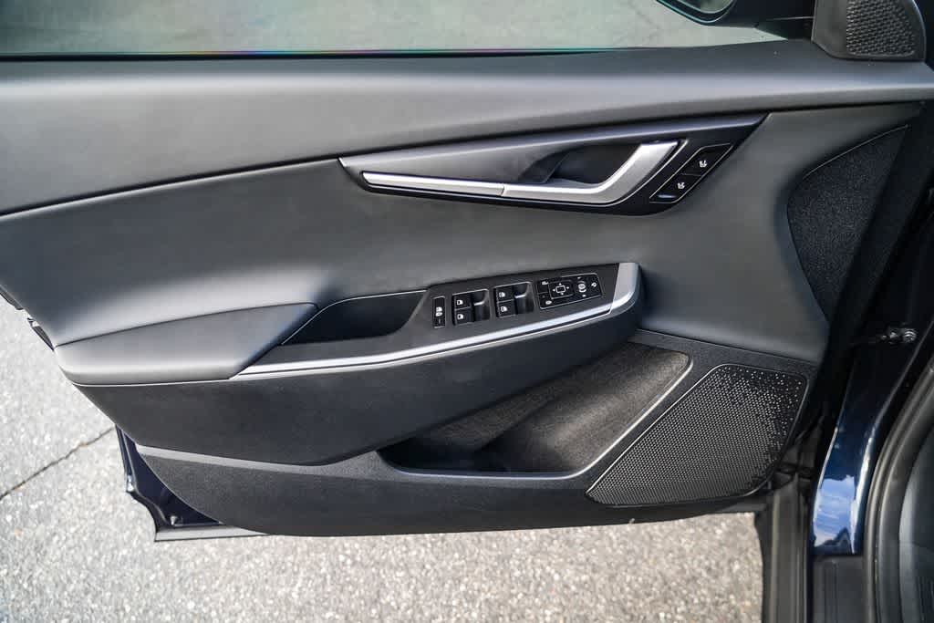 Thumbnail: 2024 Kia EV6 - 18