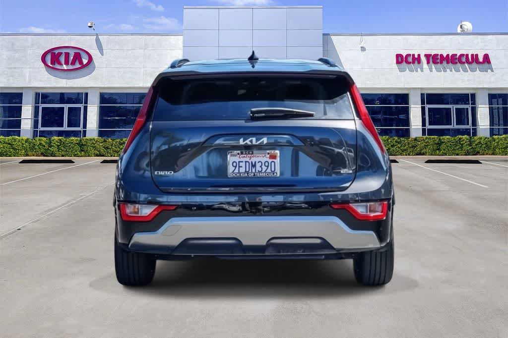 2023 Kia Niro EX Touring photo 4