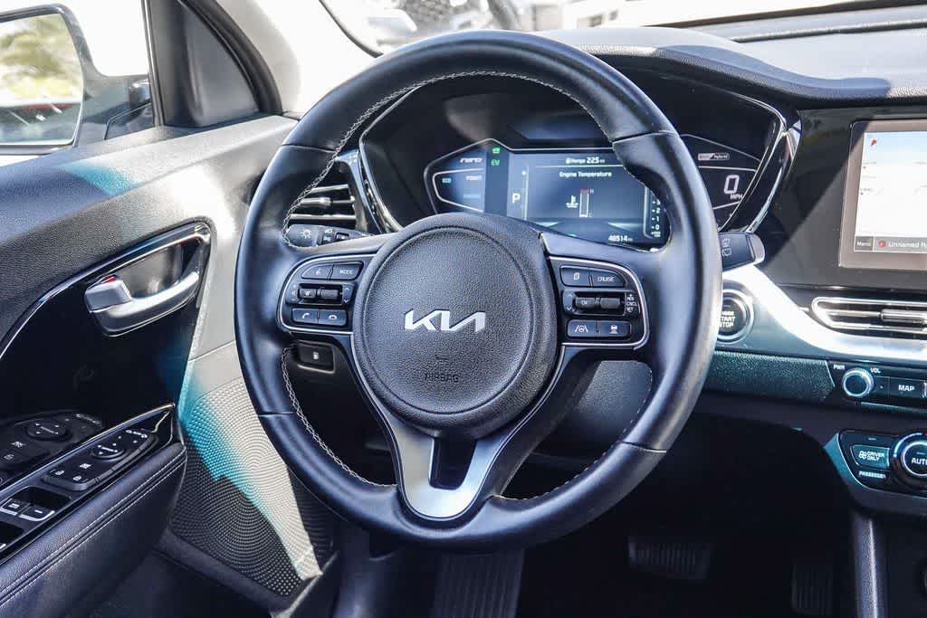 Thumbnail: 2022 Kia Niro - 14