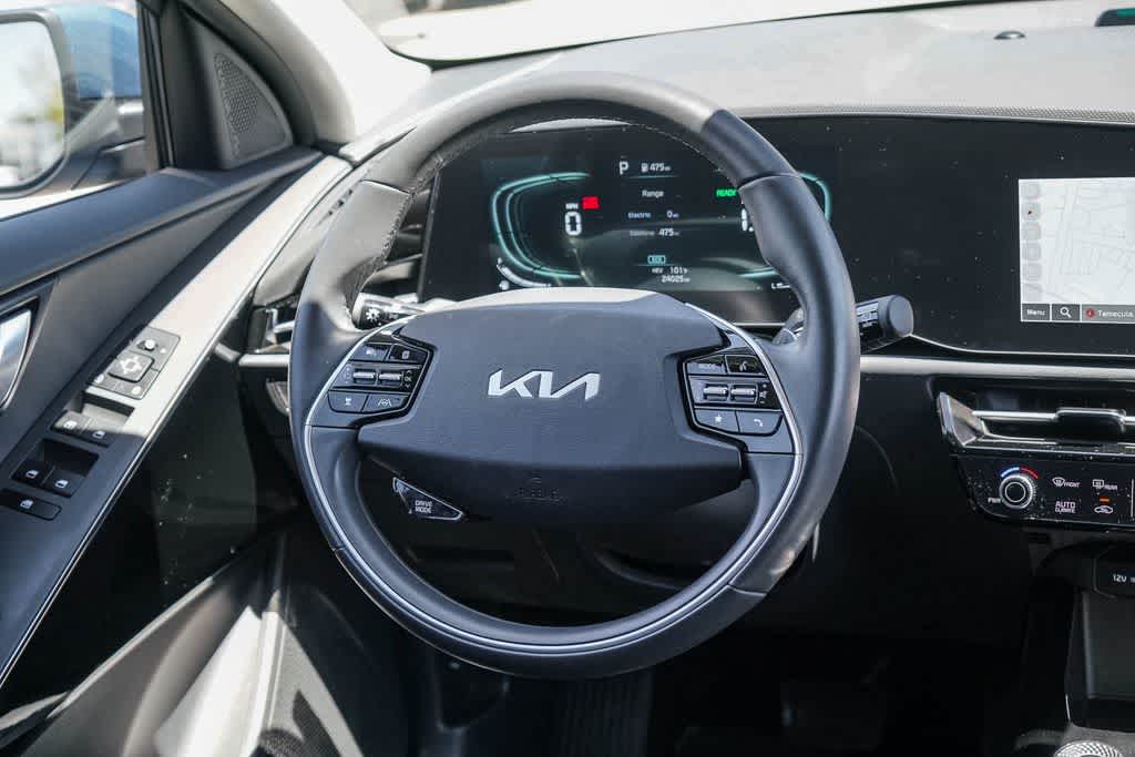 Thumbnail: 2024 Kia Niro - 13