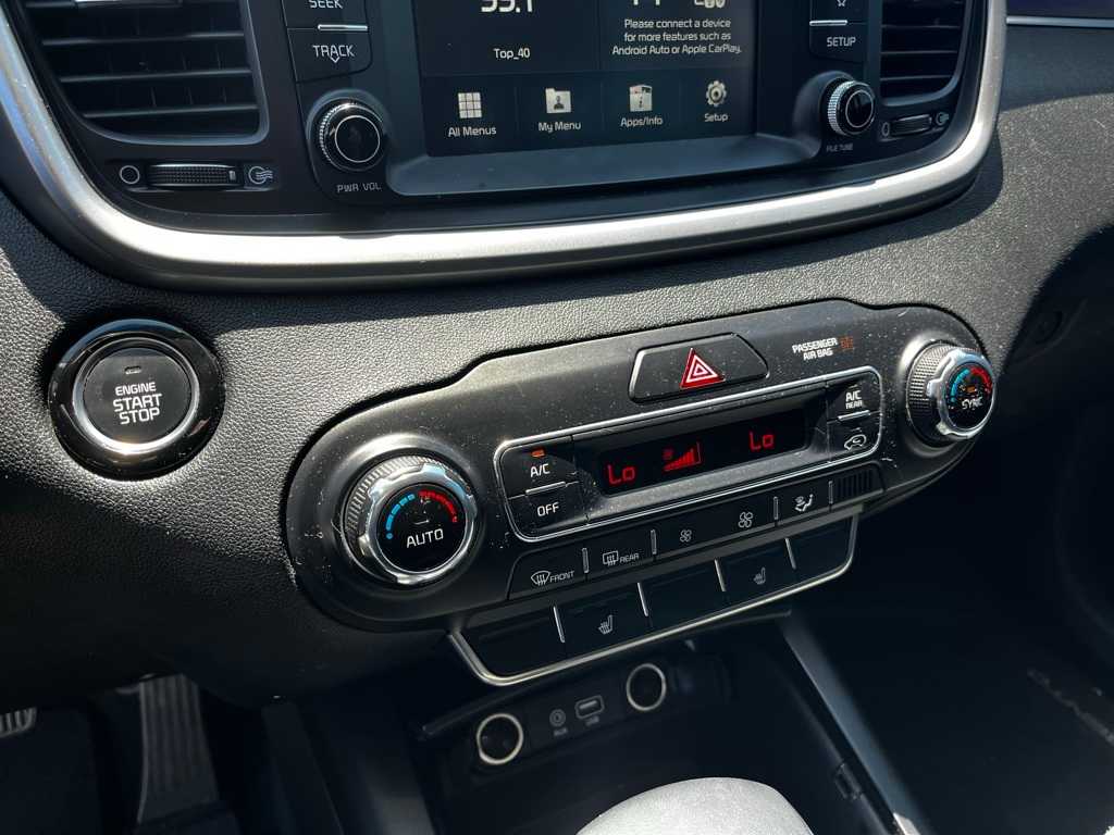 Thumbnail: 2020 Kia Sorento - 16