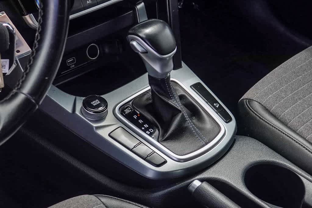2021 Kia Seltos S 23