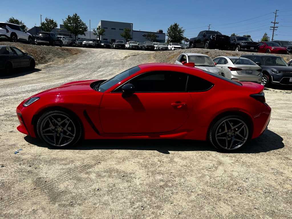 Thumbnail: 2022 Toyota GR86 - 8