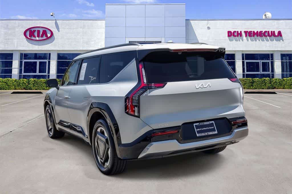 Thumbnail: 2024 Kia EV9 - 6