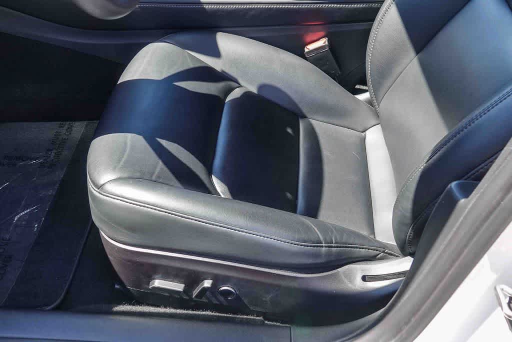 Thumbnail: 2022 Tesla Model 3 - 19