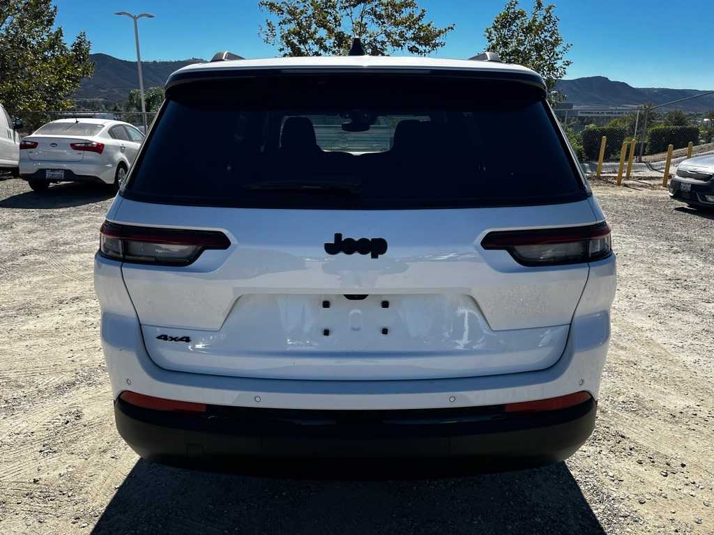 Thumbnail: 2024 Jeep Grand Cherokee L - 6