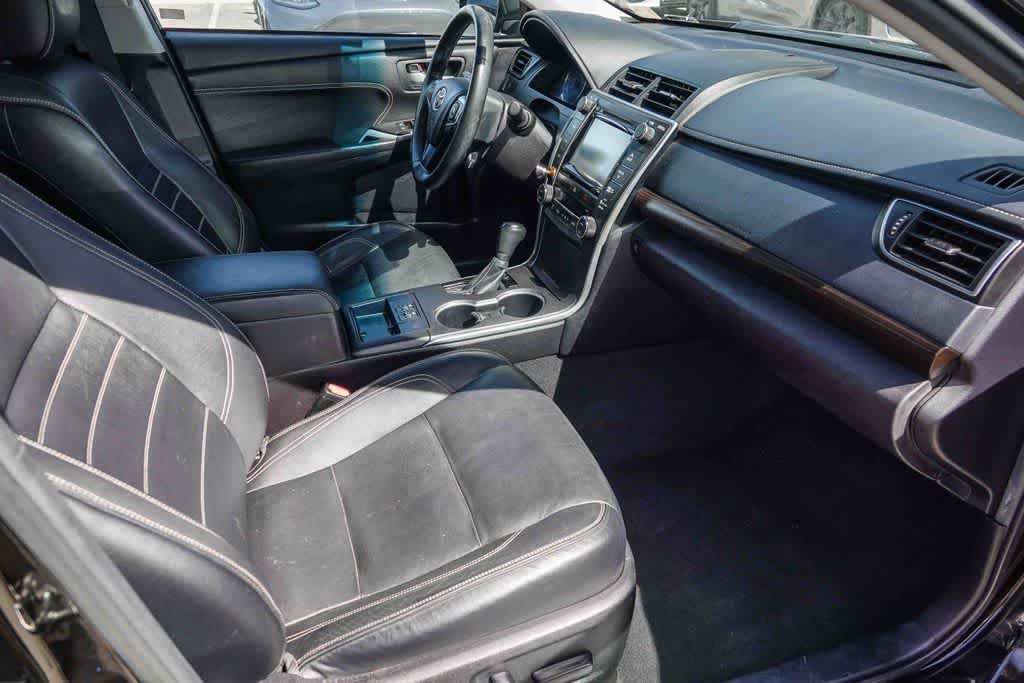 Thumbnail: 2015 Toyota Camry - 15