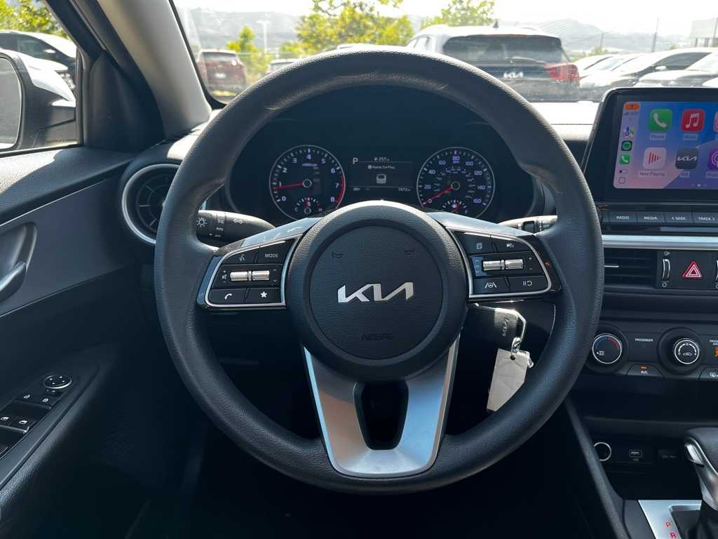 Thumbnail: 2023 Kia Forte - 21