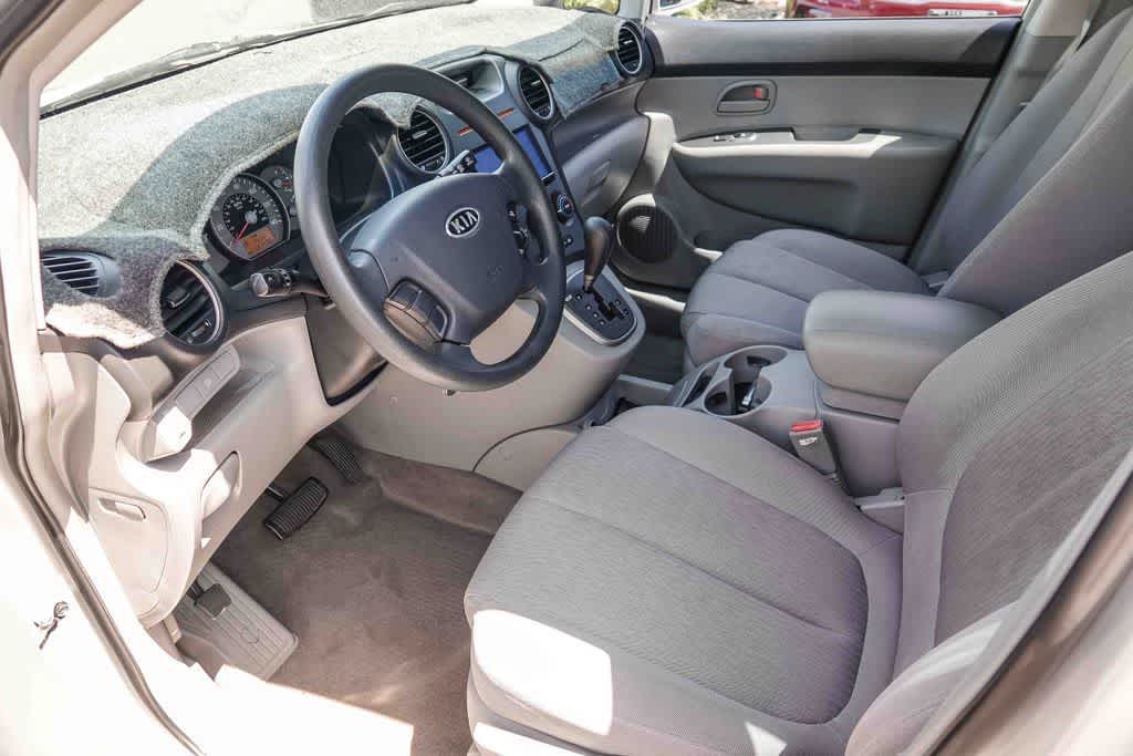 Thumbnail: 2007 Kia Rondo - 16