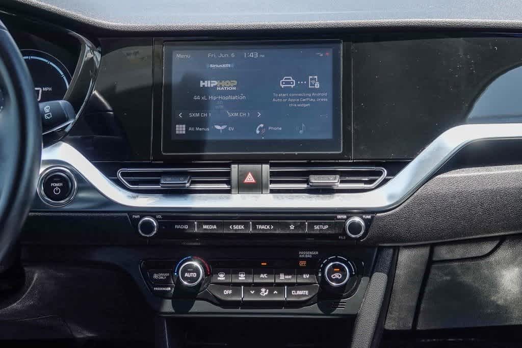 Thumbnail: 2022 Kia Niro - 12