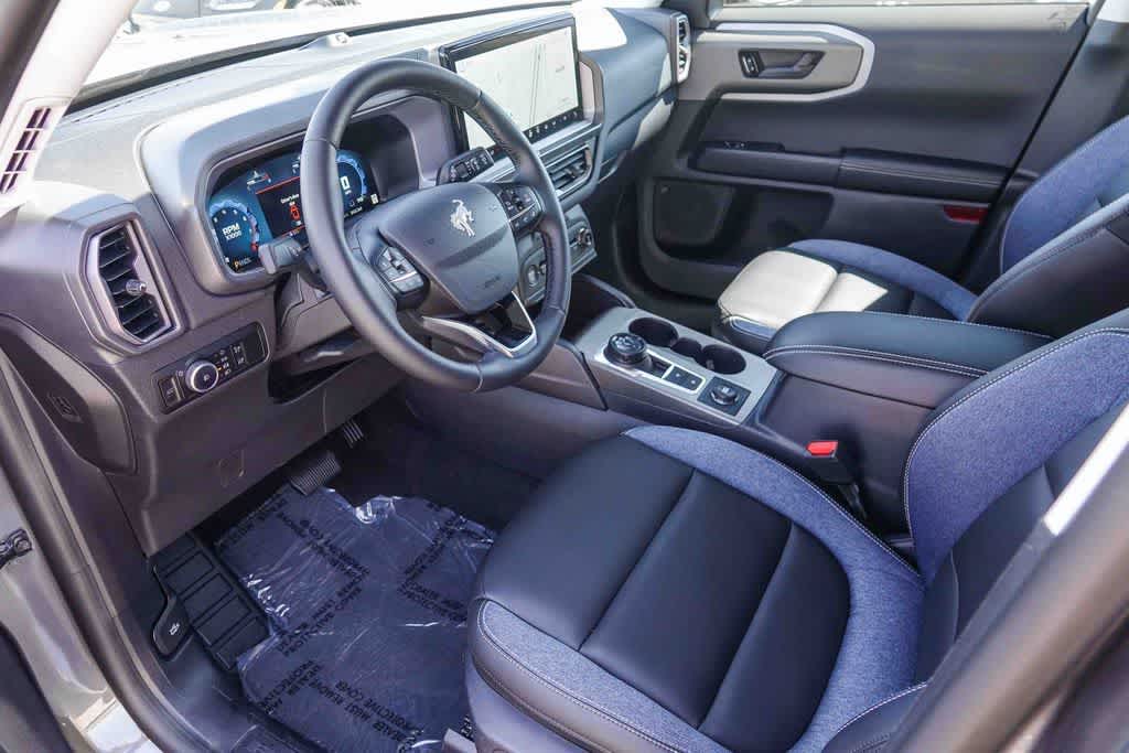Thumbnail: 2025 Ford Bronco Sport - 16