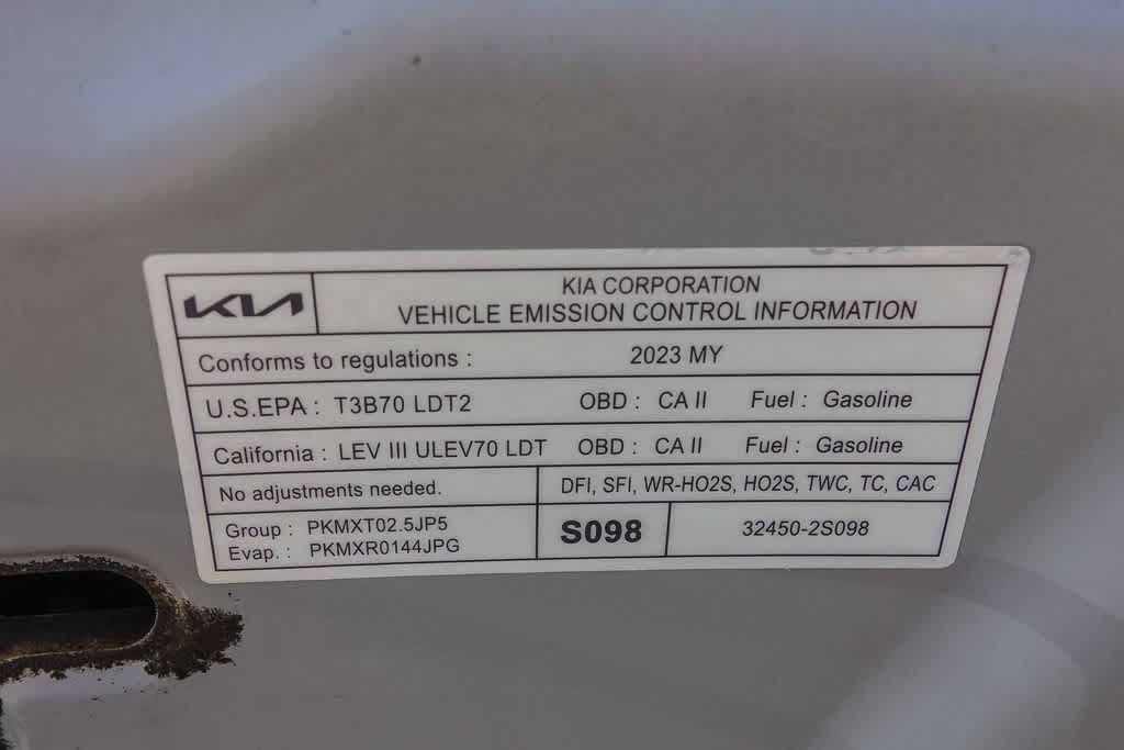 Thumbnail: 2023 Kia Sorento - 27