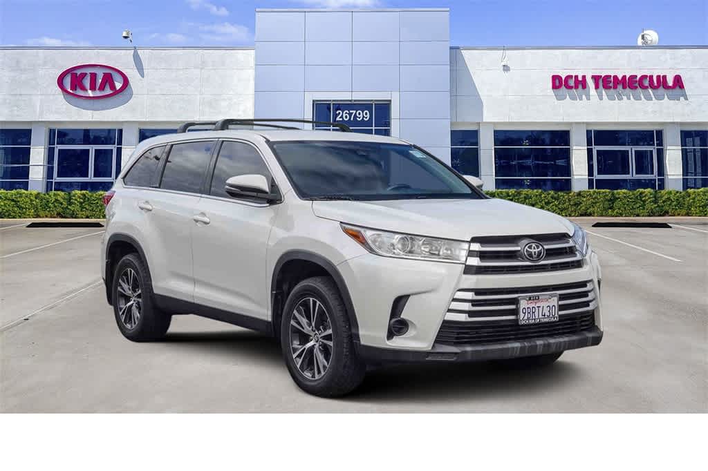 Thumbnail: 2019 Toyota Highlander - 3