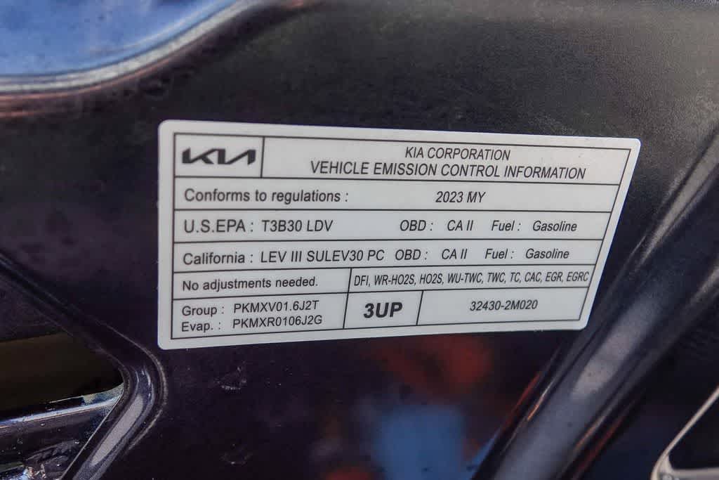 Thumbnail: 2023 Kia Sorento - 28