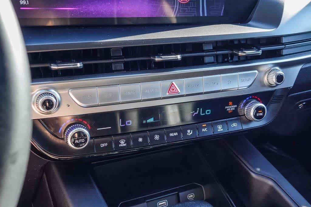 Thumbnail: 2024 Kia Telluride - 21