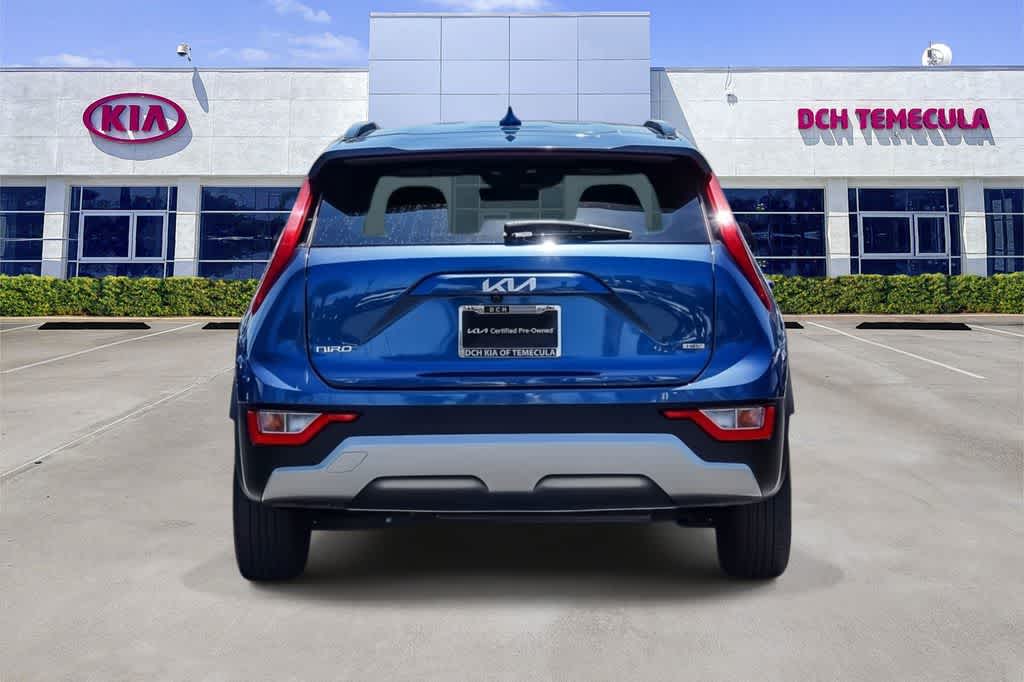 Thumbnail: 2023 Kia Niro - 5