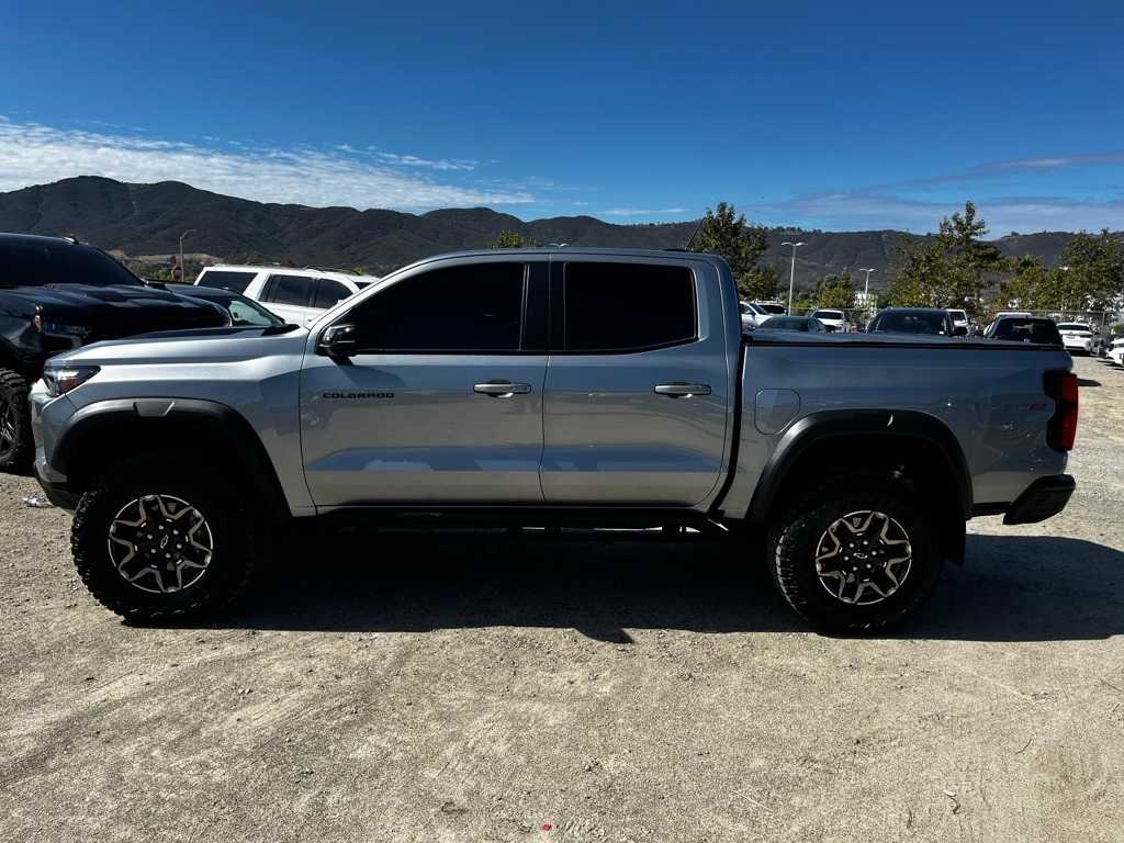 Thumbnail: 2024 Chevrolet Colorado - 8