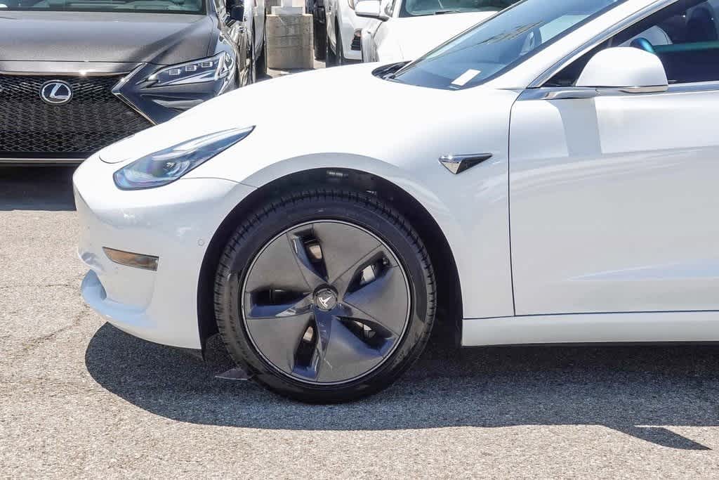 Thumbnail: 2019 Tesla Model 3 - 9