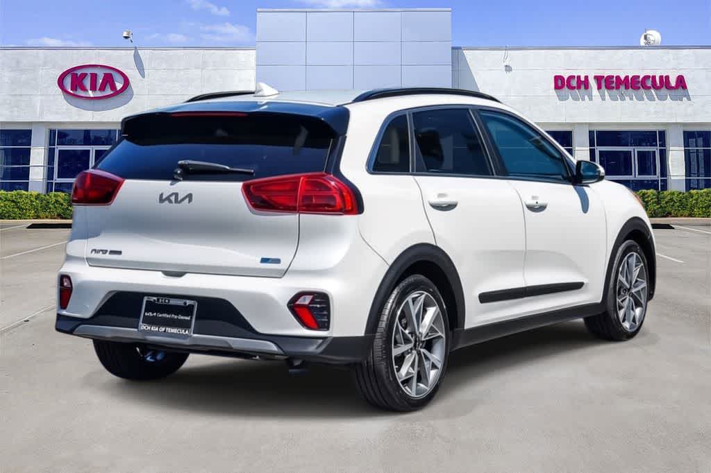 Thumbnail: 2022 Kia Niro - 4