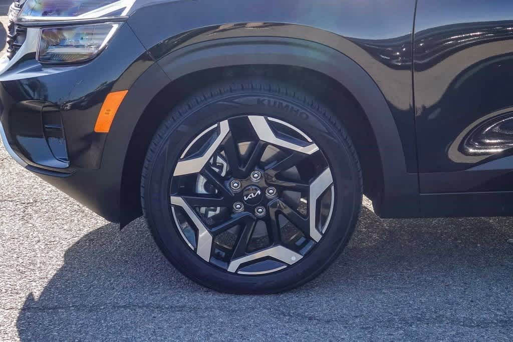 Thumbnail: 2024 Kia Seltos - 10