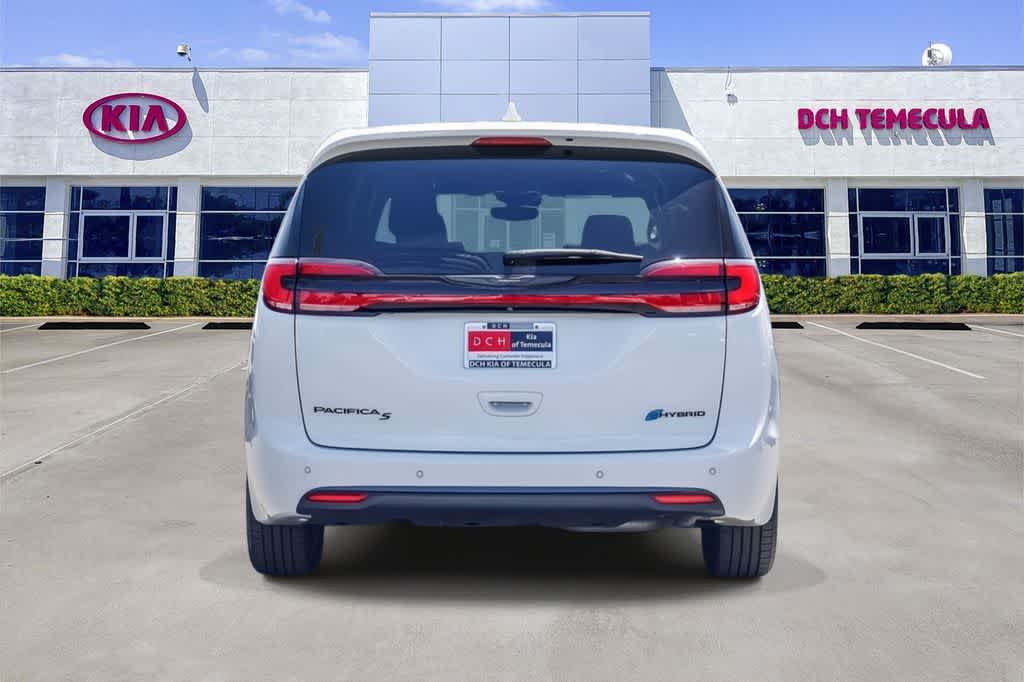 Thumbnail: 2022 Chrysler Pacifica - 5