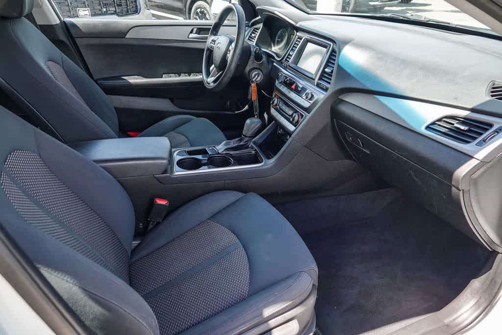 Thumbnail: 2018 Hyundai Sonata - 15