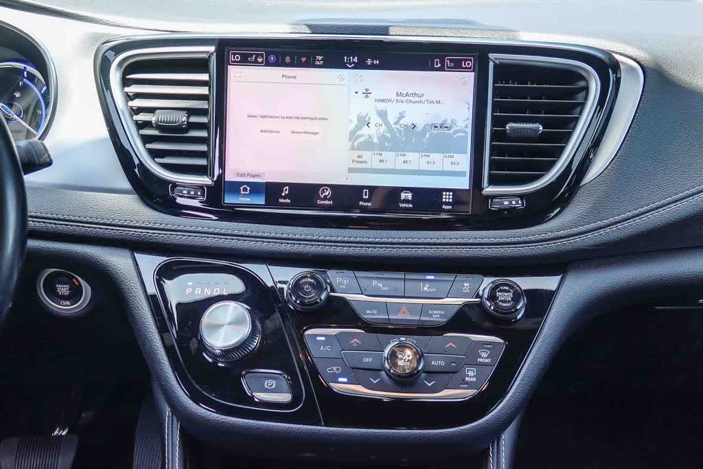 Thumbnail: 2025 Chrysler Pacifica - 12