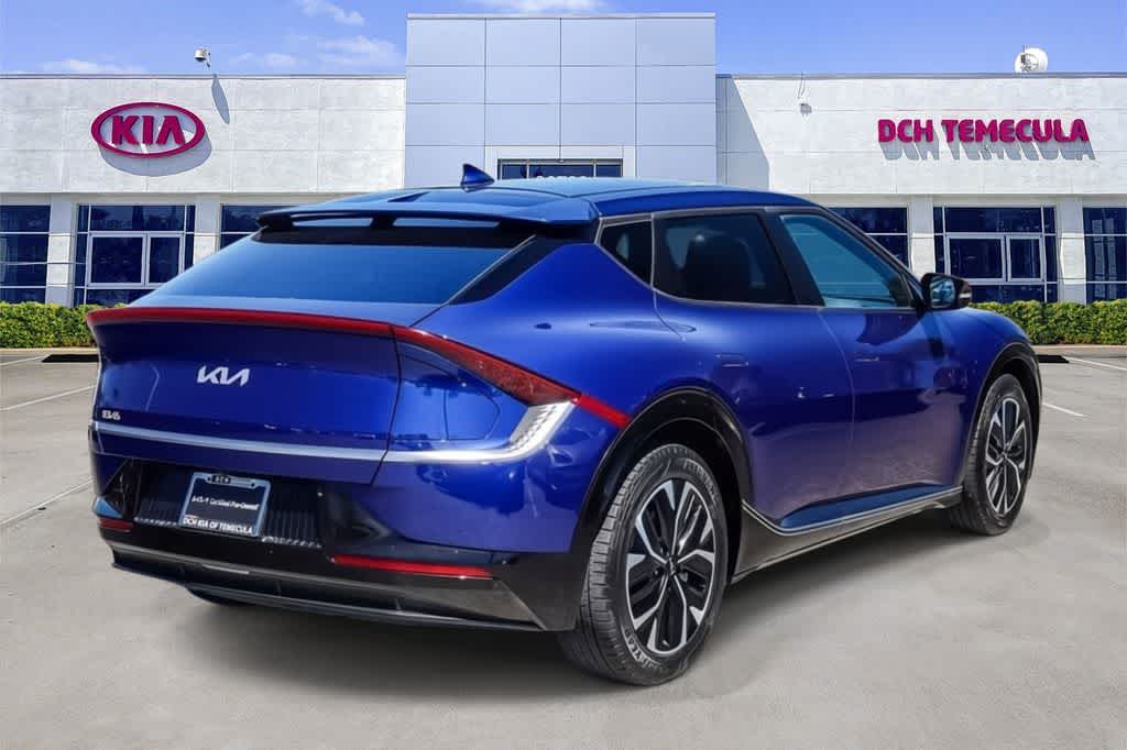 Thumbnail: 2022 Kia EV6 - 4