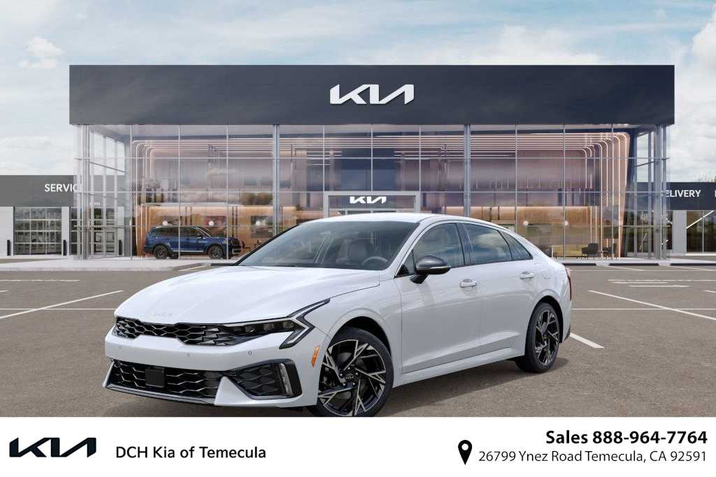 Thumbnail: 2026 Kia K5 - 1