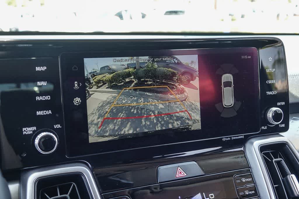 Thumbnail: 2023 Kia Sorento - 22