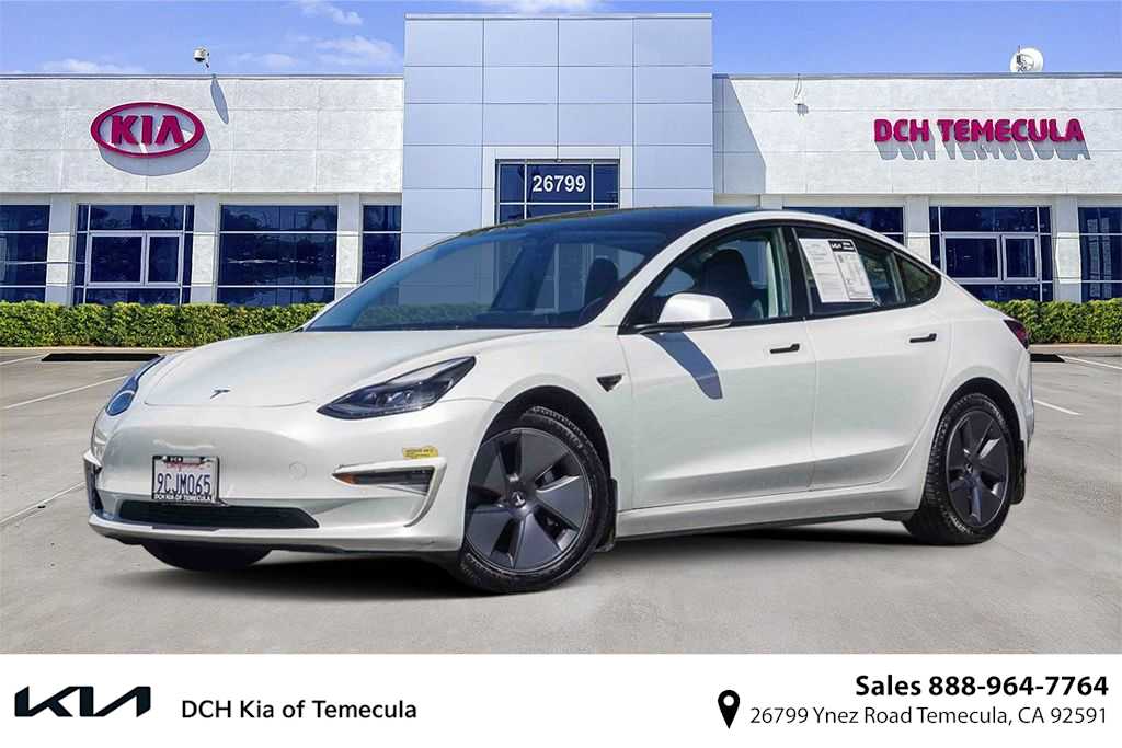Thumbnail: 2022 Tesla Model 3 - 1