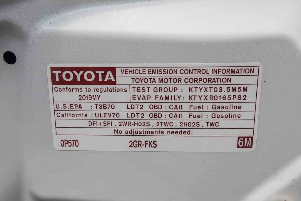 Thumbnail: 2019 Toyota Highlander - 25