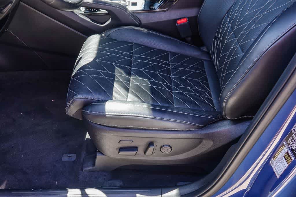 Thumbnail: 2023 Kia Telluride - 20