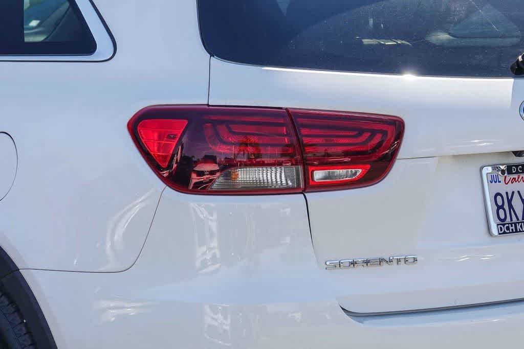 2019 Kia Sorento 2.4L LX photo 6