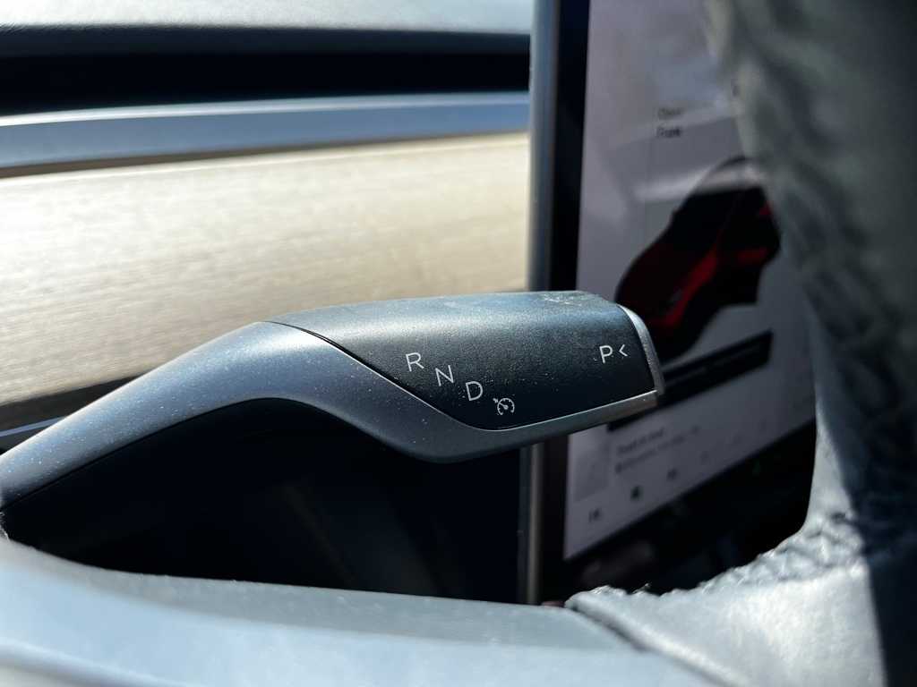 Thumbnail: 2022 Tesla Model Y - 17