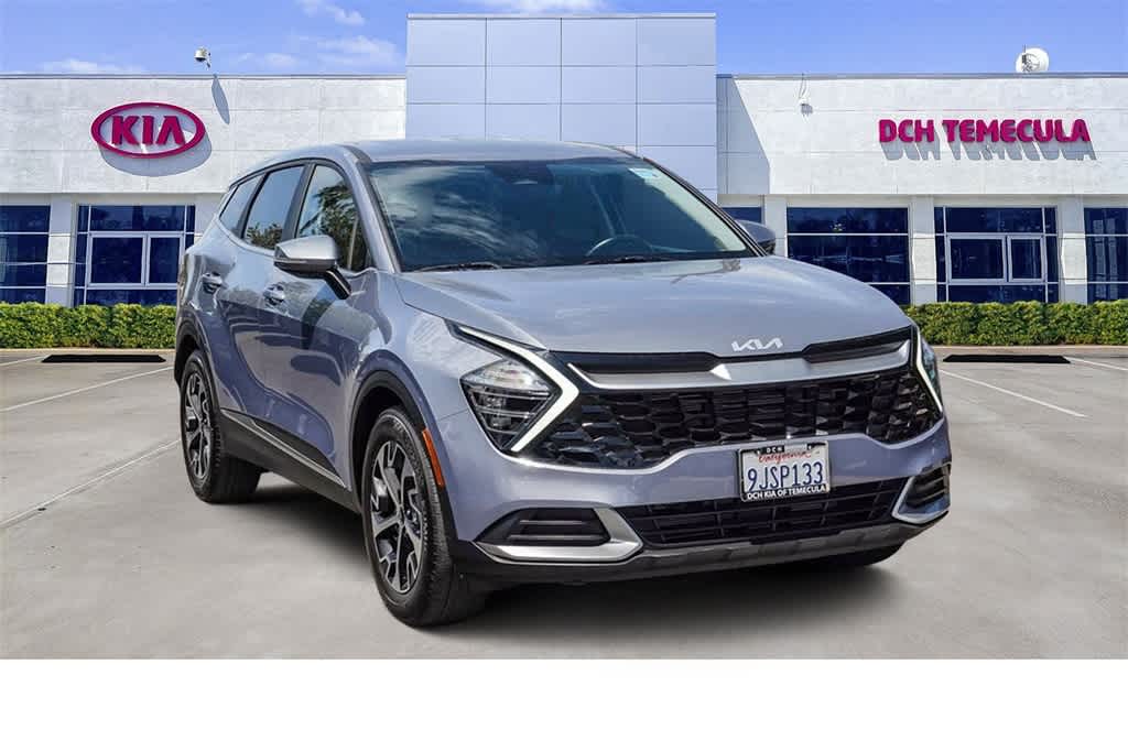 2024 Kia Sportage EX photo 2