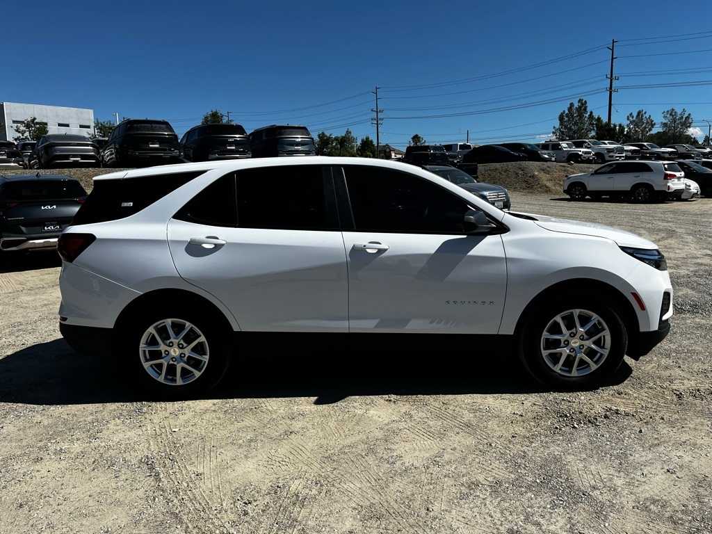 Thumbnail: 2024 Chevrolet Equinox - 4