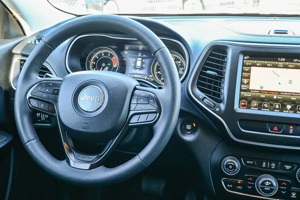 Thumbnail: 2022 Jeep Cherokee - 27