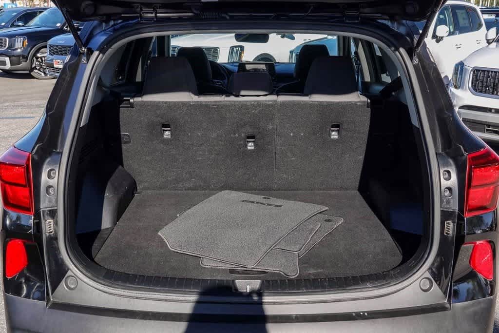 Thumbnail: 2022 Kia Seltos - 23