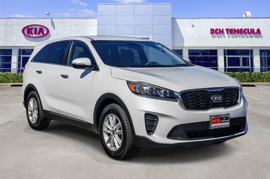 2019 Kia Sorento 2.4L LX photo 2