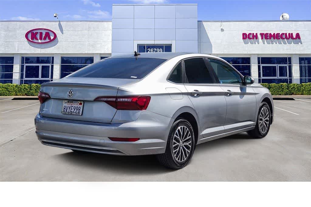 Thumbnail: 2021 Volkswagen Jetta - 4