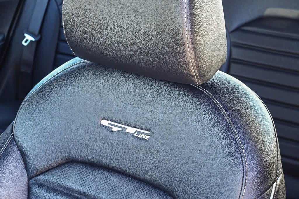 Thumbnail: 2023 Kia Forte - 32