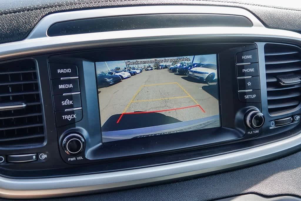 Thumbnail: 2019 Kia Sorento - 22