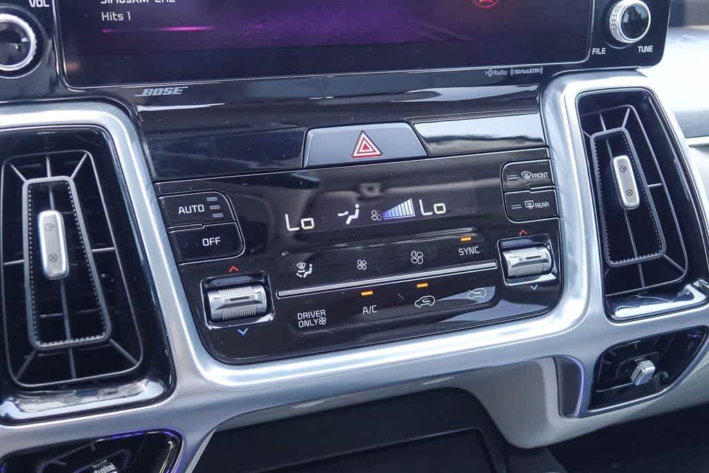 Thumbnail: 2023 Kia Sorento - 22