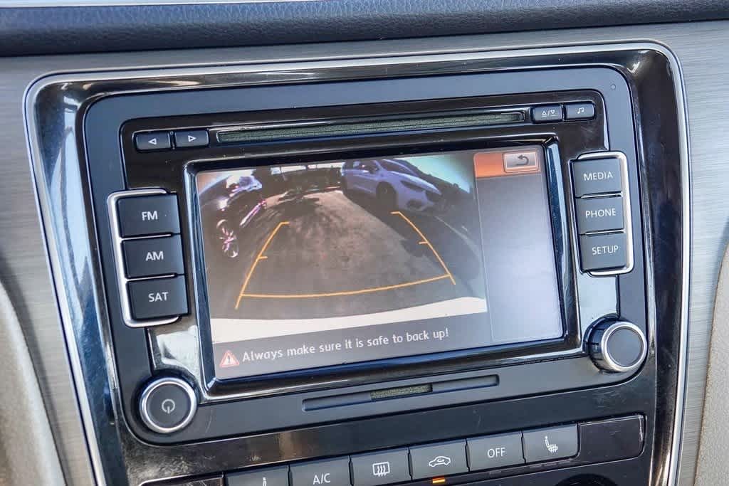 Thumbnail: 2014 Volkswagen Passat - 22