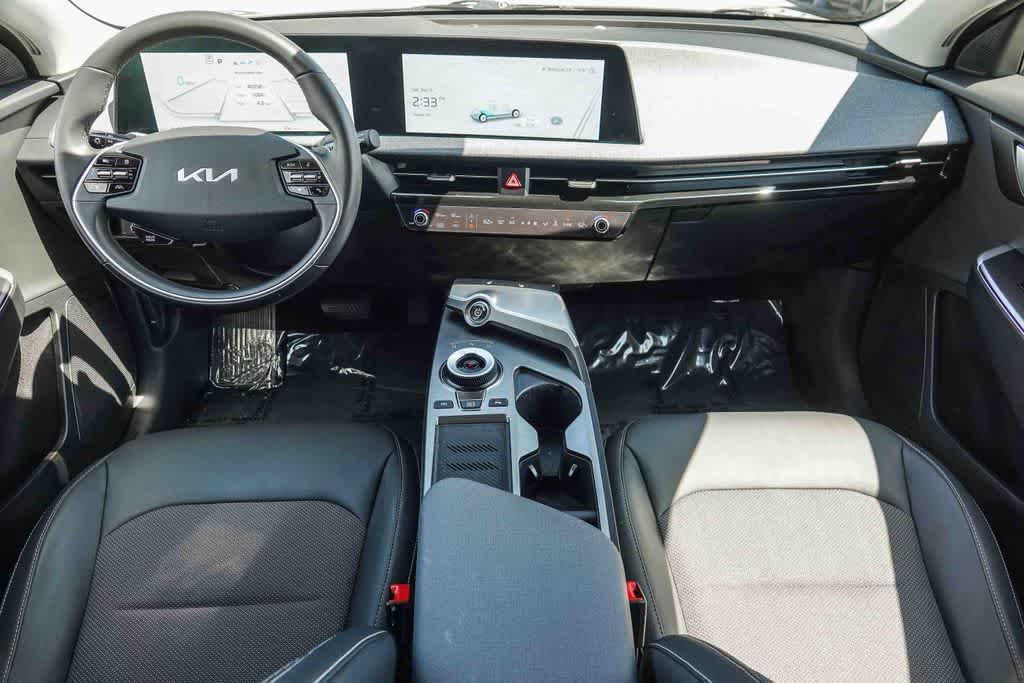 Thumbnail: 2024 Kia EV6 - 11
