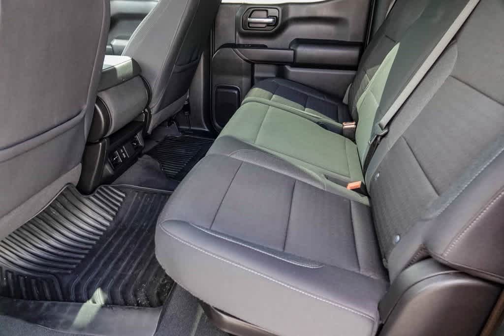 Thumbnail: 2024 Chevrolet Silverado 1500 - 19