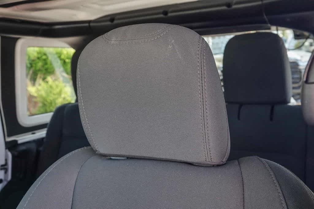 Thumbnail: 2021 Jeep Wrangler - 24