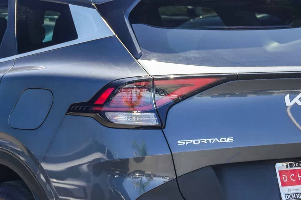 2023 Kia Sportage LX photo 6